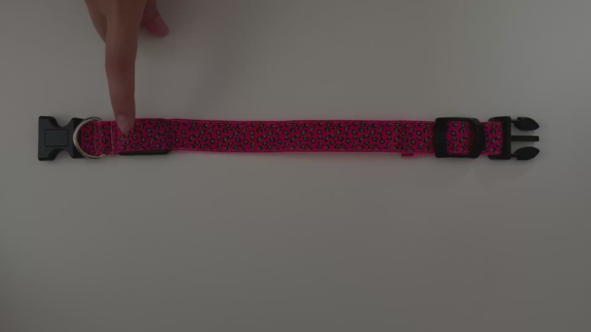 COLLAR LEO - Rosa
